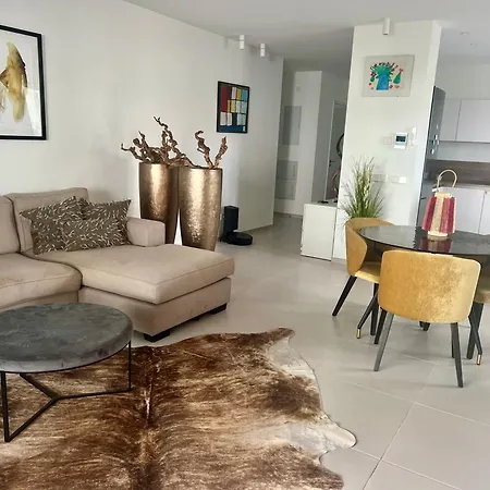 Oase Van Rust Apartment *